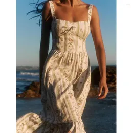 Nuovi abiti casual Boho per le donne 2024 Midi Elegante vintage in chiffon floreale Abito estivo senza maniche con scollo quadrato Bohemian Beach