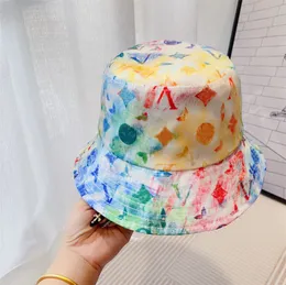 Kvinnor Mens Caps Designers Luxury Bucket Hats Sunhat Casquettes Outdoor Fishing Sport Cap Summer Fitted Hat Wide Brim Hats Gradient Färg
