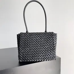 Designer-Umhängetasche, 24,5 cm, luxuriöse Tasche mit Tragegriff, 10A, hochwertige Unterarmtasche, Intreccio-Lammfell-Achseltasche, Patti-Handtasche 709420 mit Box B86V