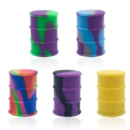 Headshop666 P019 Small Silicone Oil Barrel Rökning Rör cigarettfodral 59*40mm 26 ml gummiburkar Glasvatten Bong Tillbehör