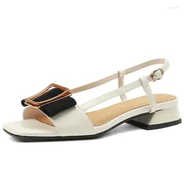 Sandalen 2023 Frühling Sommer Damen Flacher Mund Ausgehöhlter High Heel Mode Lässig Retro Quadratische Schnalle Damen