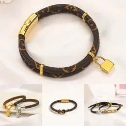 Mode mens armband armband kvinnor leder designer brev armband 18k guld pläterad rostfritt stål bröllop fest gåva lyxsmycken