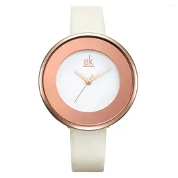 Wristwatches Lady's Quartz Movement Simple Fashion Style Charm Leather Band Watch