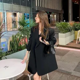 Kadın Suits Uncc Ofis Bayanlar Siyah Blazer Ceket Kadınlar Yatak Tek Boknik Düğmesi Koreli Vintage İnce Dış Giyim Şık Tops
