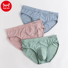 Underpants MiiOW Mens Ice Silk Briefs 3PCS 3A Grade Antibacterial Moisture Absorbent Soft Elastic Comfortable Men Underwear Factory Direct 230420