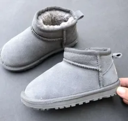 2024 Uggsity Yeni Botlar Çocuklar Avustralya Snow Boot Tasarımcı Çocuk Ayakkabı Kış Klasik Ultra Mini Botton Bebek Kız Kız ayak bileği patik çocuk kürk FD180