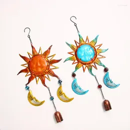 Dekoracyjne figurki Sun Moon Vintage wiatrowe wiatr wisiant metalowy artefakt malarstwo gałki dzwonka dekoracja pokój pokoju dziecinnego dekoracje ścienne