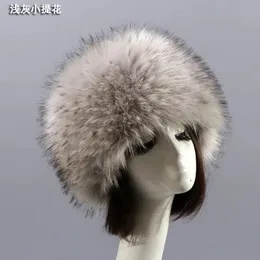 Stingy Brim Hats Qearlstar Man Women Fur Thicken Warm Furry Faux Flat Top Caps Winter Russian Casual Luxury Skallies Beanie ZKG33 231121