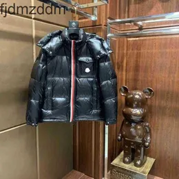 MC Classic Parkas Men Fashion Puffer Jackets Top.Designer di lusso giù per la giacca parka epaulettes tendenza inverno inverno cotone da esterno all'aperto HJ Itzb