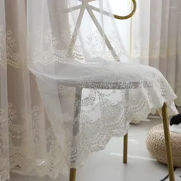 生きているダイニングルームのためのカーテンカーテンヨーロッパスタイルの刺繍された白い光の豪華な窓の装飾のためのカーテンカーテン
