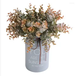 装飾的な花の葉の植物は偽のプラスチックの枝を去ります結婚式の花束テーブルのセンターピース人工ユーカリフェイクグリーン