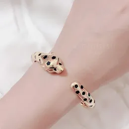 Panthere Bangle Charm Bangle для мужчины Изумрудная версия для женщины -дизайнера Leopard Head Designer золотосека