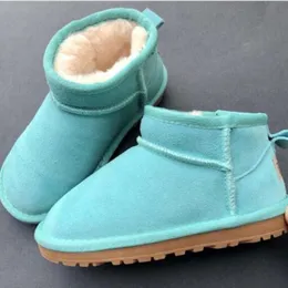 2023 Детская обувь Сапоги для девочек Зимние теплые ботильоны для маленьких мальчиков Черные розовые туфли Детские зимние ботинки Детские плюшевые ультра мини Антилопа Коричневые