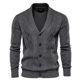 Herrtröjor aiopeson bomulls argyle cardigan män casual single breasted solid color business mens cardigans vinter mode tröja man 231120