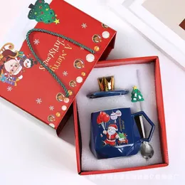 Tazze Tazza natalizia in ceramica con coperchio, cucchiaio, regali aziendali, set di tazze regalo per amanti di Tanabata, per uomo e donna. 231120