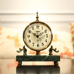 Relógios de mesa Simplicidade européia Relógio de luxo Creative Bracket