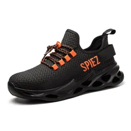Walking Shoes Safety Shoes Men Steel Toe Top Lightweight Work Shoes Slip On Shoes Bekväm för industriell Coustruction