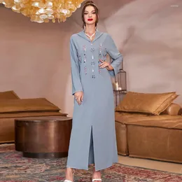 Etniska klädkvinnor festar lång arabisk klänning abayas för Dubai 2023 Caftan Marocain Evening Dresses Marockan Kaftan Robe Djellaba Femme