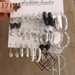 Preto de 17 km de pérola de pérola Brincos de argola de arco acrílico para mulheres Twist Twist Hollow Jewerly Girls Trendy Acessórios 230422