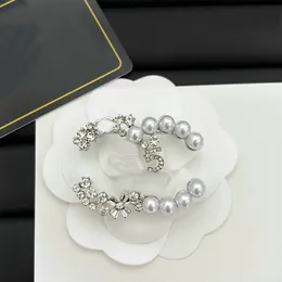 Fashion Designer Brooches Brand Doub Letter Pearls Crystal Brooches Fashion Jewelry Unisex Decoration Accessoriesy High Quality