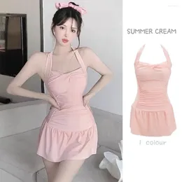 Kvinnors badkläder 2023 Korea Style One Piece Women Swimsuit Pink Sling Tie Kvinnlig solid söt liten färsk vårhelgstrandkläder