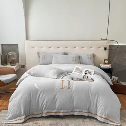 Designer-Bettwäsche 4-teiliges Set bequeme Textil-Haushaltsgegenstände King Queen-Size-Raumdekor tägliche Möbel im westlichen Stil Luxus-Bettwäsche-Sets trendy JF015 B23