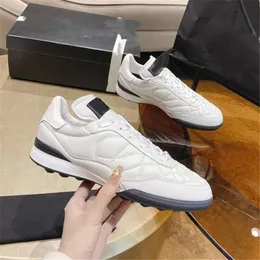 Chanells Letter Channel Shoes Bowling Womens Luxury Design Fashionable Casual Mens Outdoor Sports Shoes 012-06
