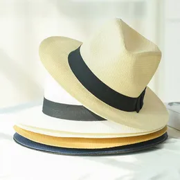 Szerokie brzegowe czapki wiadra HT2261 Summer for Men Słomaż Słomka Panama Solid Plain Beach z zespołem unisex fedora sun hat 230421