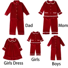 Kläder sätter grossist babykläder barn pyjamas familj matchande syskon sömnkläder röd grön sammet pojkar flickor julpyjamas 231122