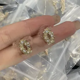 مصممي العلامة التجارية أقراط رسالة مصممة Ccity Ear Stud Women Crystal Channel Pearl Eyometric Opring for Wedding Party jewerlry Associory KX3