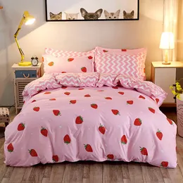 Bettwäsche-Sets Strawberry Pink Plaid Double Sided Comforter Set King Queen Full Single Size Bettwäsche Duvet Cover Sheet Pillowcase 230422