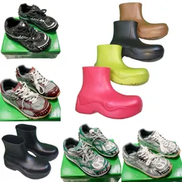 Botlar Lüks Kadınlar Yağmur Botları Klasik Marka Moda Botlar Ünlü Mektup Botlar Su Geçirmez Tıknaz Topuk Yarım Botlar Katı Clour Platform Ayakkabı Açık Mekan Dışı Kaymaz
