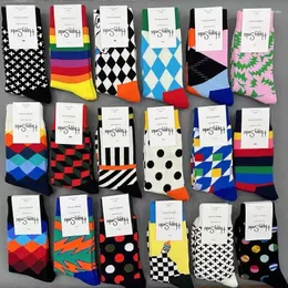 Kadınlar SOCKS Kadınlar Mutlu Marka Orta Tüp Saf Pamuk Tüm Mevsimler Boyut 36-40