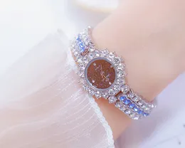 Robe de mode dame montres montre à quartz classique pour femme or argent bande de couleur montre-bracelet en acier inoxydable 41mm