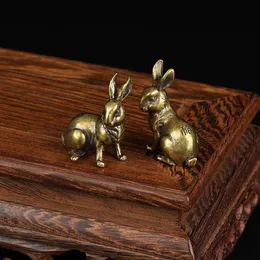 1 Pair Antique Copper Zodiac Lucky Rabbit Statue Ornaments Vintage Solid Brass Animal Miniature Figurine Tea Pet Desk Decoration Y297G