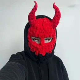 Czapki czaszki czapki halloween unisex dzianin Balaclava Hat Devil's Horn Winter Adult Party Party Funny Vailies Cap ręcznie robiony maska ​​231122