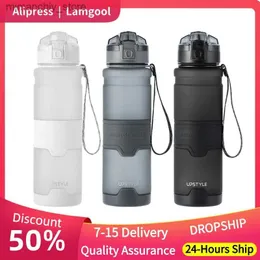 water bottle 1L Sports Water Bott Large Capacity Drink Bott Tritan akproof Drinkware Creative Frosted Water Bott with Rope Bpa Free Q231122