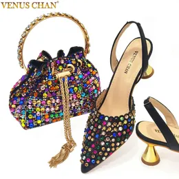 Klänningsskor Chan Shoes for Women High Heels Pointed Luxury Designer Colorful Stones Evening Party Matching Shoes and Bags Set 231121