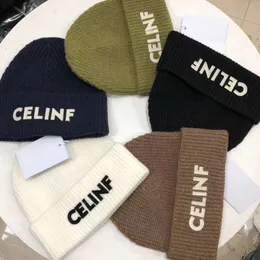 Big Celinf Brand Sticked Stores 2023 Autumn/Winter Designer Beanie/Skull Caps Windy Stapled Baotou Letter Acressribed Woolen Hat