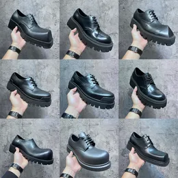 2023 14 Stil Erkekler Steroid Deri Ayakkabı Sıradan Podyum Derby Ayakkabı Erkek Düğün Up Kalın Sole Moda Siyah Elbise Ayakkabı 39-45
