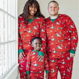 家族のマッチング衣装クリスマスパジャマセットファミリーマッチング衣装漫画プリントスリープウェア親子フルスリーブトップトローズベイビーロンパークリスマスルック231123
