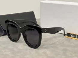 2023 أخبار مصممة فاخرة العلامة التجارية Cat Eye Gey Greuns Rectangle Wrap Sunglass عالية الجودة من النساء نظارات الرجال الرجال نساء شمس الزجاج UV400 للجنسين مع Box7031