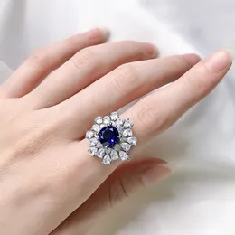 Luxo Sapphire Diamond Ring 100% real 925 Sterling Silver Party Banding Band Rings For Women Flower noivado de jóias