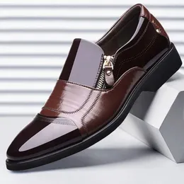 حذاء ربيع أوكسفورد رجال رجال الأحذية جلد ناعم غير رسمي أحذية غير قابلة للتنفس الرجال المتسكعون