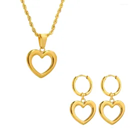 Collana Orecchini Set JINHUI Love Hollow Out Ciondolo Semplice Classico Romantico Acciaio inossidabile Elegante per gioielli da donna Regali di moda