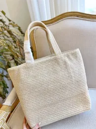 2023 Summer Stripe Straw Bags Designer Bag Woman Crochet Tote Bag Luxury Handbag Summer Shopping Purse Totes Axel Handväskor Triangel