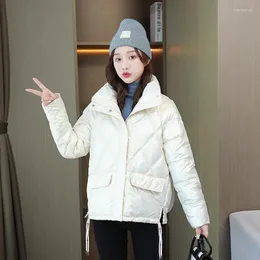 女性のダウン2023冬の韓国の綿のパッド入りジャケットルーズ文学とアートミディアム長いファッション気質明るい