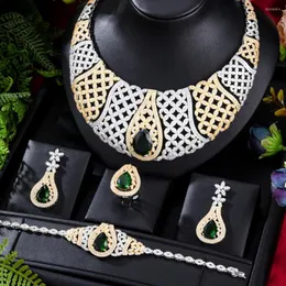 Серьги ожерелья устанавливают роскошную принцессу Godki.