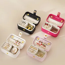 Smyckeslådor Mini Portable Box For Travel Necklace Earring Ring Storage High Grade PU Leather Women Organizer Fall 231122