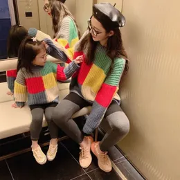 Family Matching Outfits Family Look Sweater Daddy And Son Matching Clothes Parent And Child Mother And Daughter Autumn/Winter Rainbow Knit Tops Clothing 231123